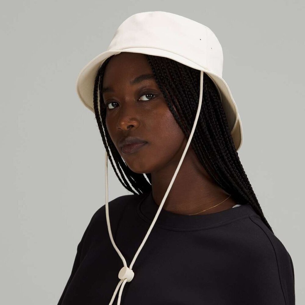 Lululemon Wide-Brim Bucket Hat with Strap, White Opal, XS/S, NWT